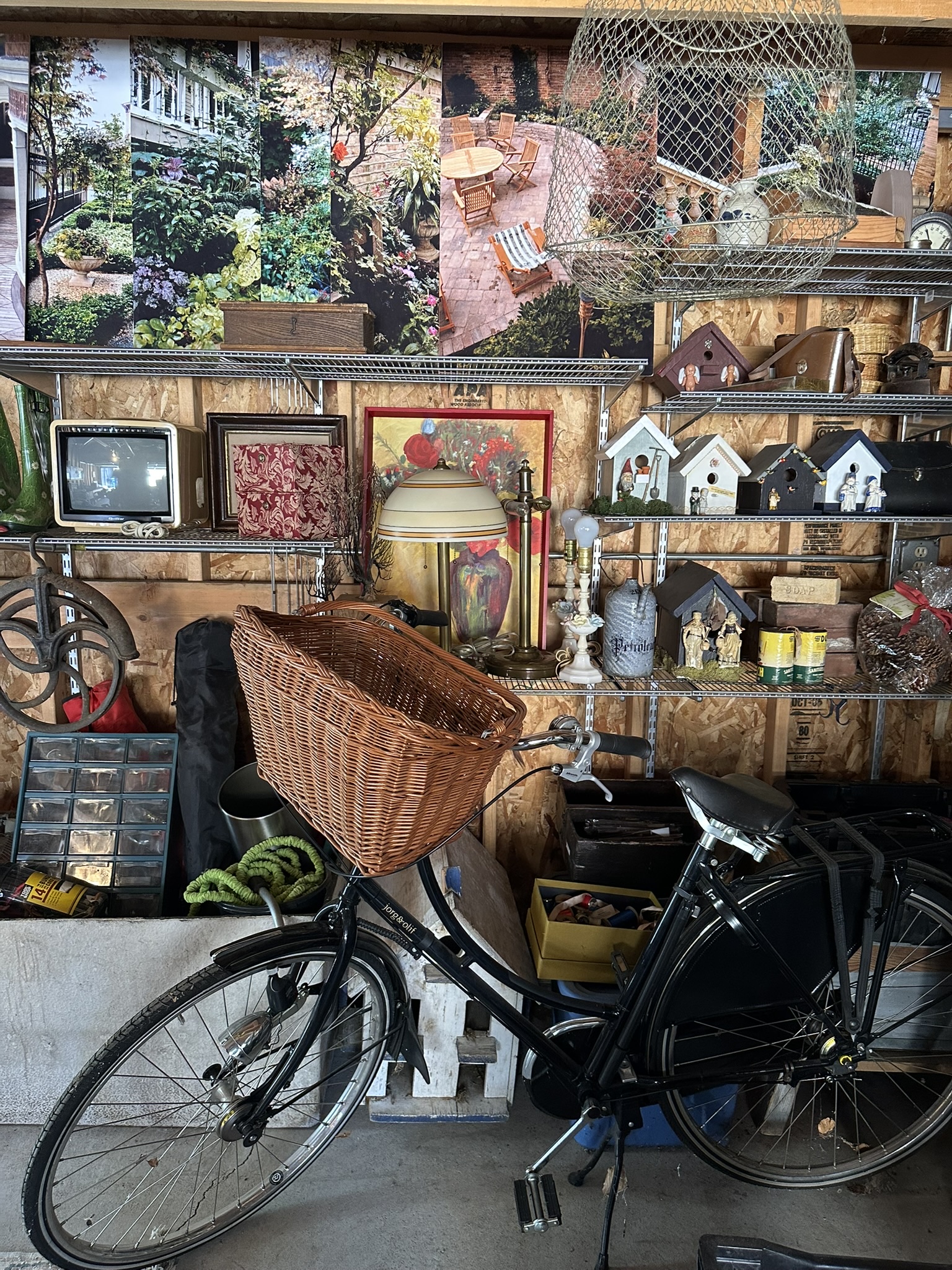 Been Around The World Estate Sale Goddess