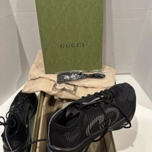 gucci run sneaker black