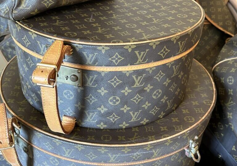 Louis Vuitton VINTAGE Luggage Collection